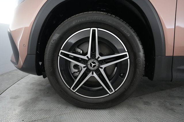 2023 Mercedes-Benz EQB — photo 15 of 21