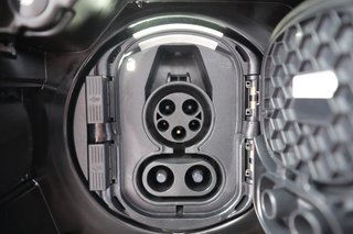 2023 Mercedes-Benz EQB — photo 8 of 25