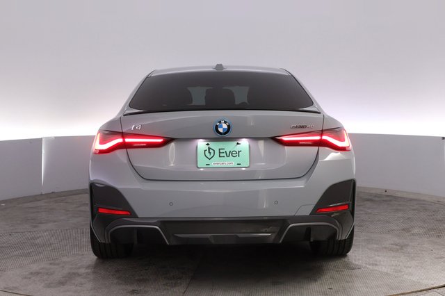 2023 BMW i4 — photo 12 of 20