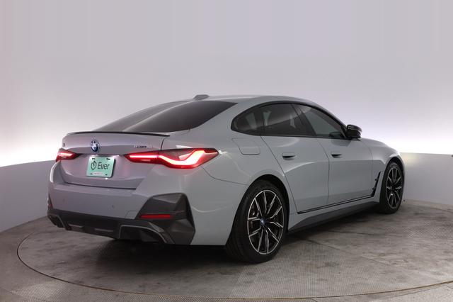 2023 BMW i4