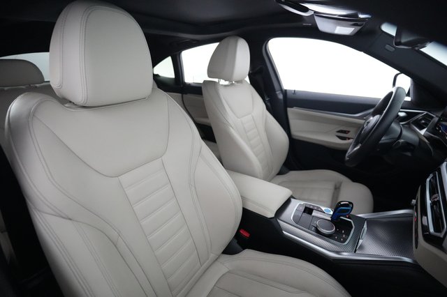 2023 BMW i4 — photo 18 of 20