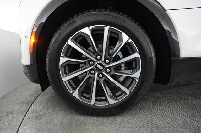 2024 Cadillac Lyriq — photo 15 of 23