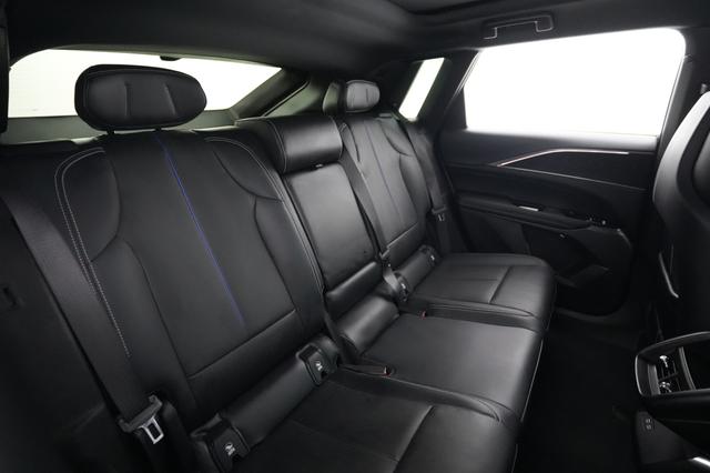 2024 Cadillac Lyriq