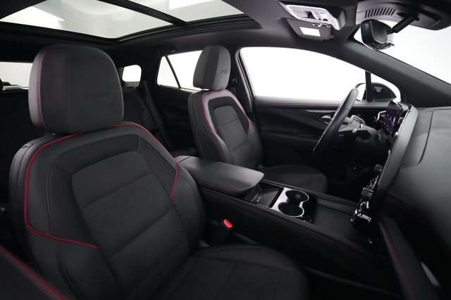 2024 Chevrolet Blazer EV — photo 18 of 24