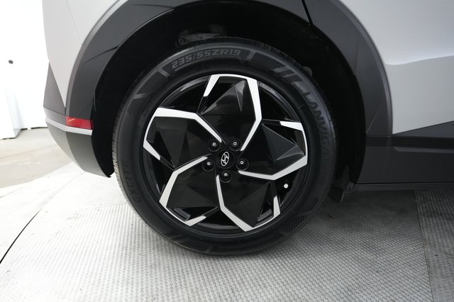 2024 Hyundai IONIQ 5 — photo 17 of 25