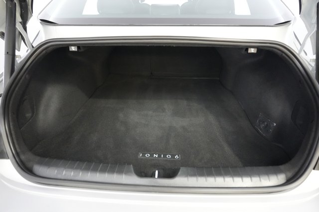 2024 Hyundai IONIQ 6 — photo 6 of 21