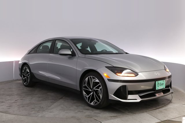 2024 Hyundai IONIQ 6 — photo 10 of 21
