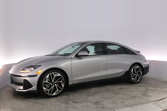 2024 Hyundai IONIQ 6 — photo 14 of 24
