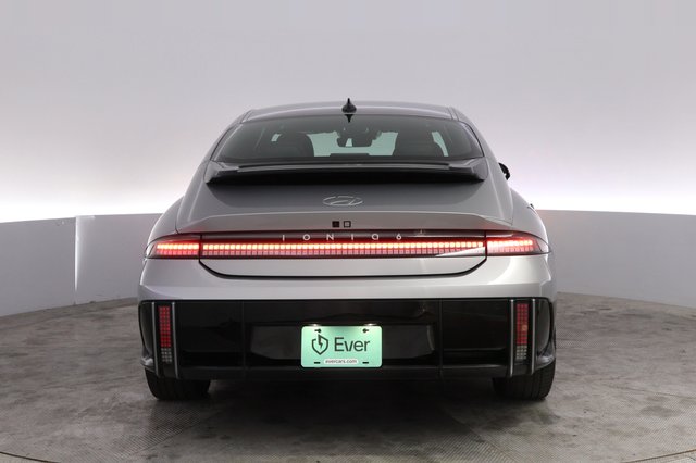 2024 Hyundai IONIQ 6 — photo 12 of 24