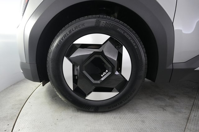 2024 Kia EV9 — photo 15 of 29