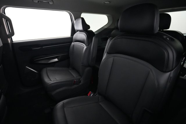 2024 Kia EV9 — photo 19 of 29