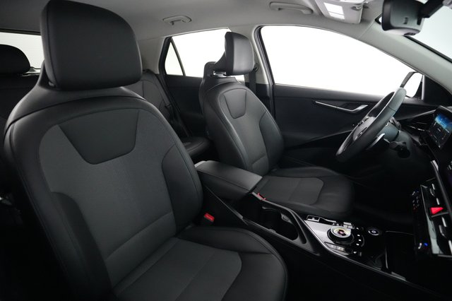 2024 Kia Niro EV — photo 18 of 27
