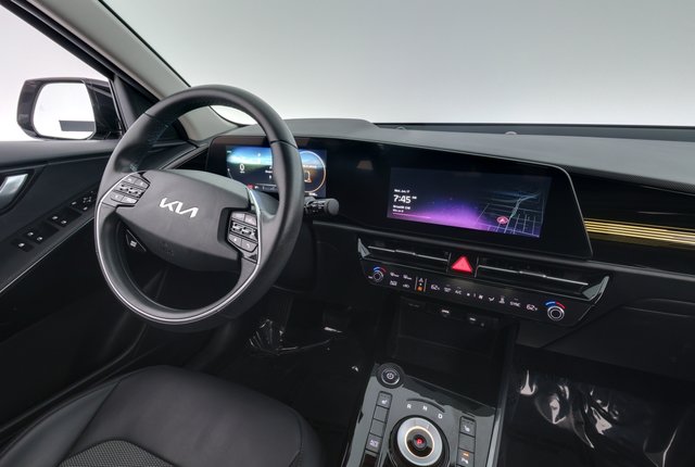 2024 Kia Niro EV — photo 20 of 27