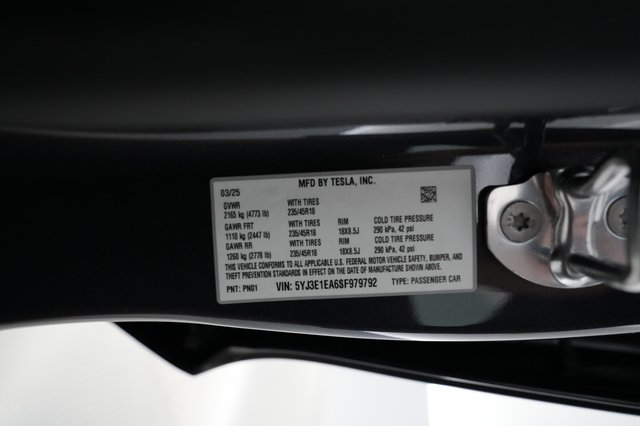2025 Tesla Model 3 — photo 23 of 23