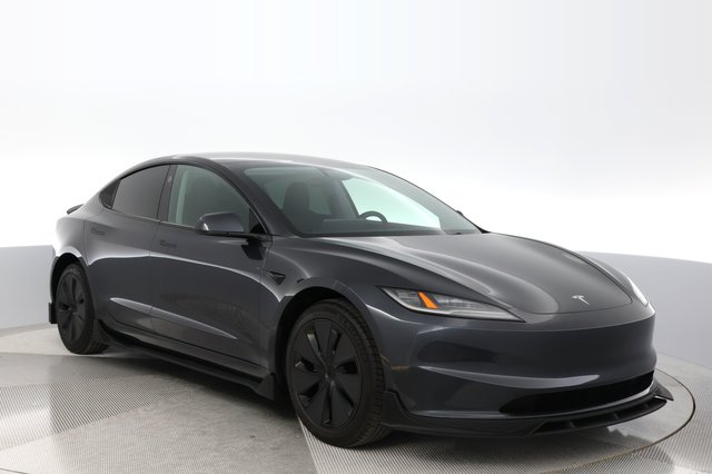 2025 Tesla Model 3 — photo 9 of 23