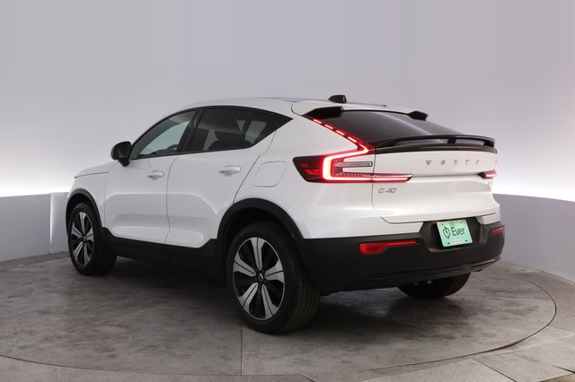 2023 Volvo C40 Recharge — photo 13 of 22