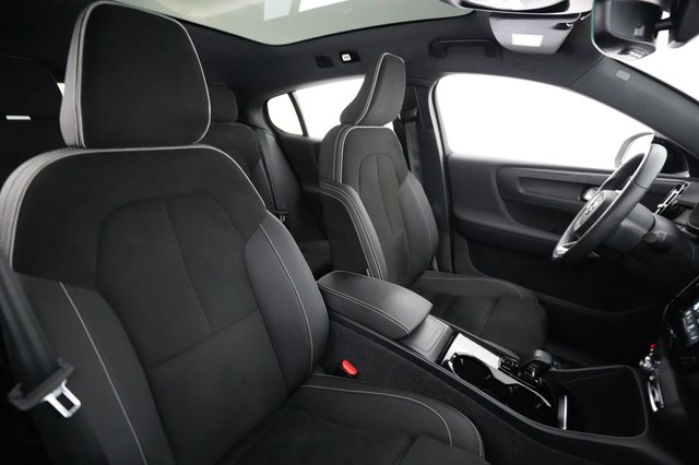 2023 Volvo C40 Recharge — photo 18 of 22