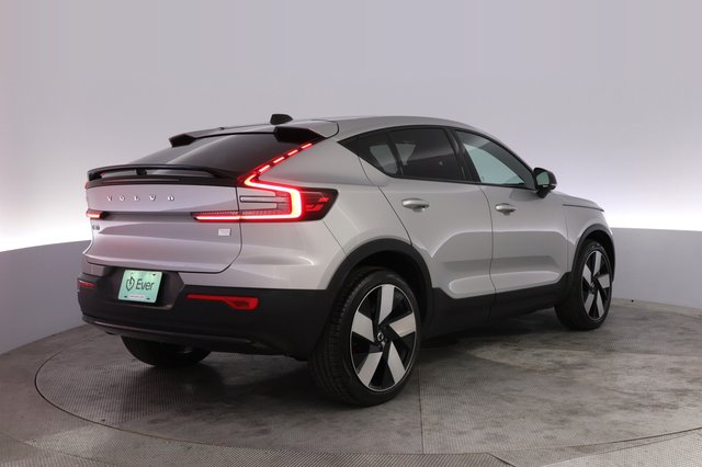 2023 Volvo C40 Recharge — photo 2 of 25
