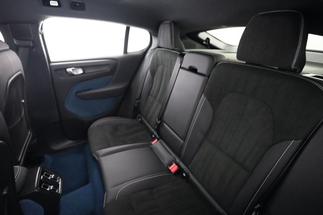 2023 Volvo C40 Recharge — photo 19 of 25