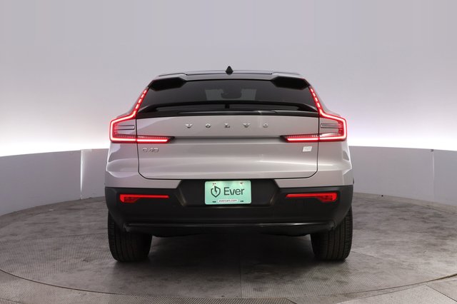 2023 Volvo C40 Recharge — photo 12 of 25