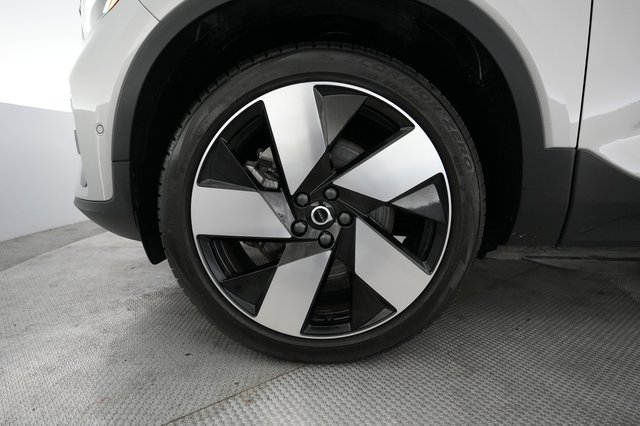 2023 Volvo C40 Recharge — photo 15 of 25