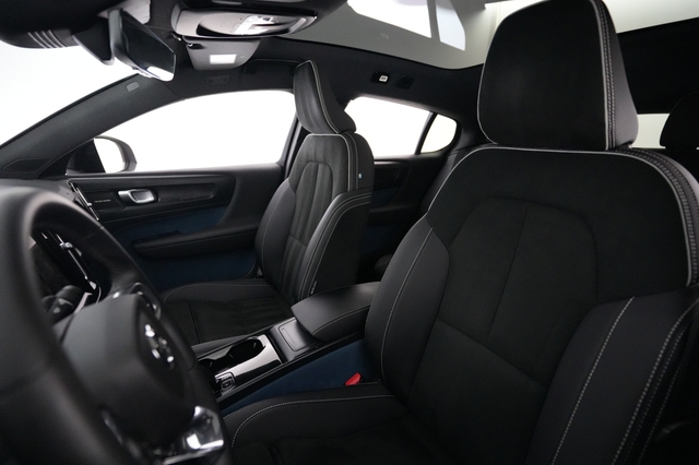 2023 Volvo C40 Recharge