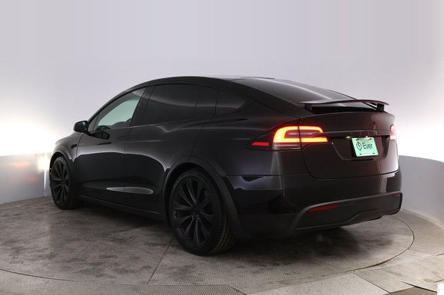 2024 Tesla Model X — photo 13 of 32