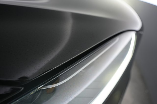 2024 Tesla Model X — photo 29 of 32