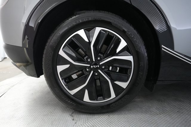 2024 Kia EV6 — photo 17 of 30