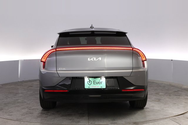 2024 Kia EV6 — photo 12 of 30