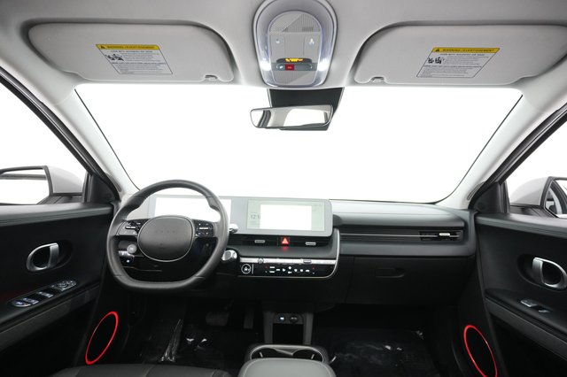 2023 Hyundai IONIQ 5 — photo 3 of 18