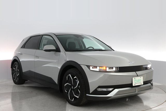 2023 Hyundai IONIQ 5 — photo 6 of 18