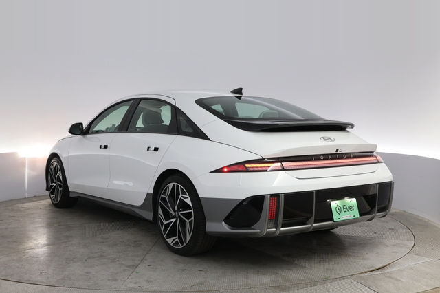 2024 Hyundai IONIQ 6