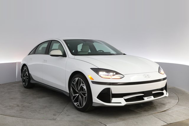 2024 Hyundai IONIQ 6 — photo 10 of 21