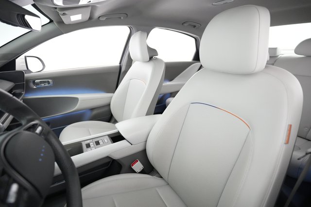 2024 Hyundai IONIQ 6 — photo 3 of 21