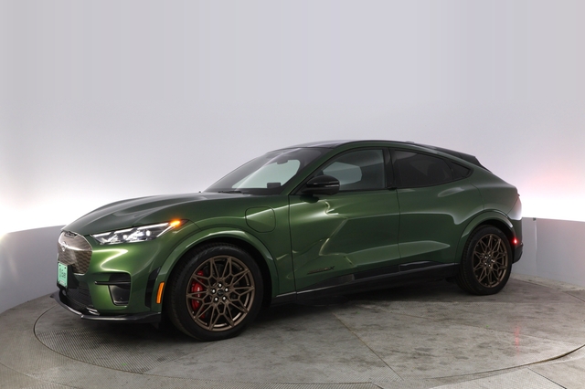 2025 Ford Mustang Mach-E