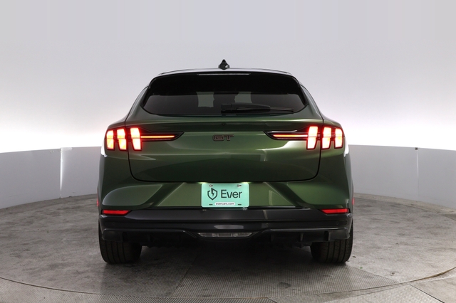 2025 Ford Mustang Mach-E