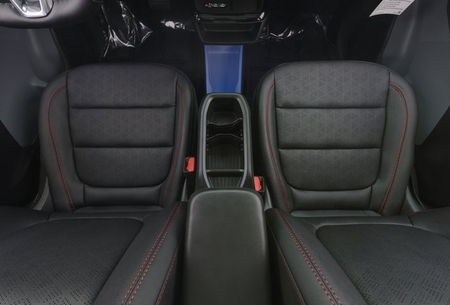 2027 Chevrolet Bolt — photo 22 of 23