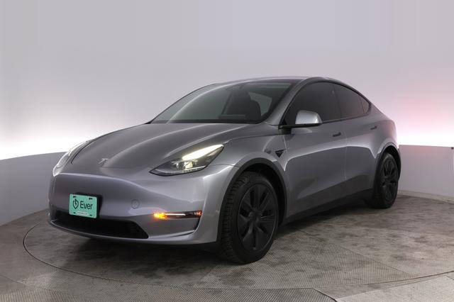 2025 Tesla Model Y — VIN 7SAYGDEE9SF254551