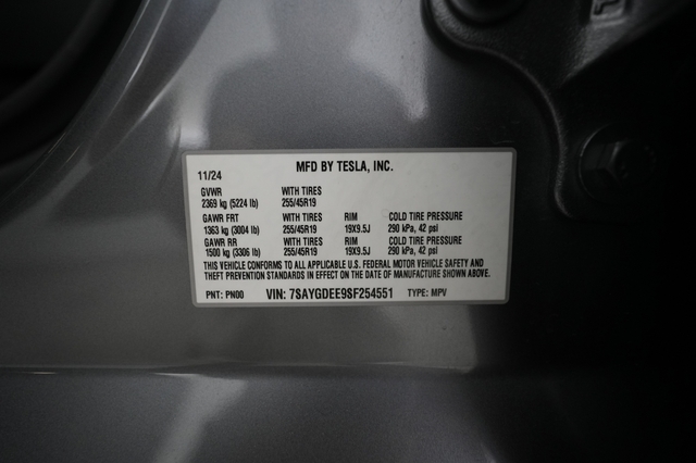 2025 Tesla Model Y