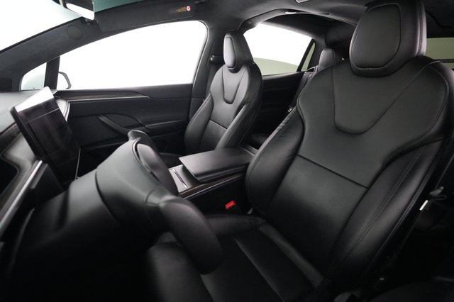 2023 Tesla Model X — photo 3 of 21