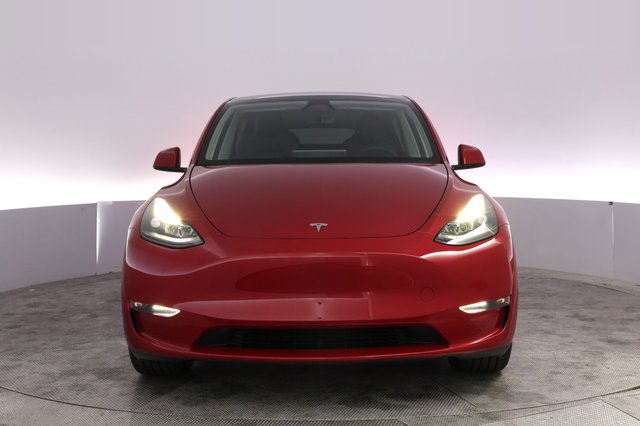 2023 Tesla Model Y — photo 9 of 30