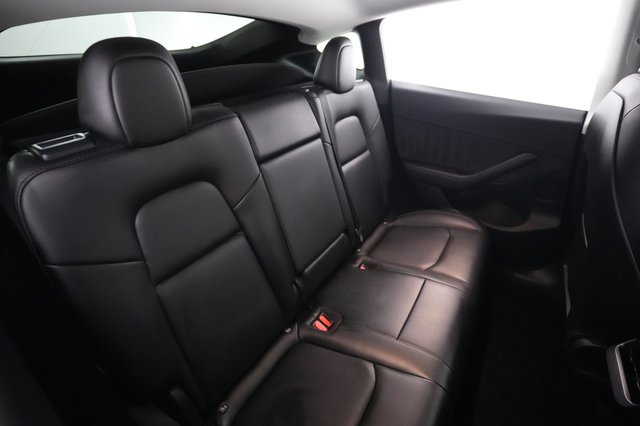 2023 Tesla Model Y — photo 4 of 30