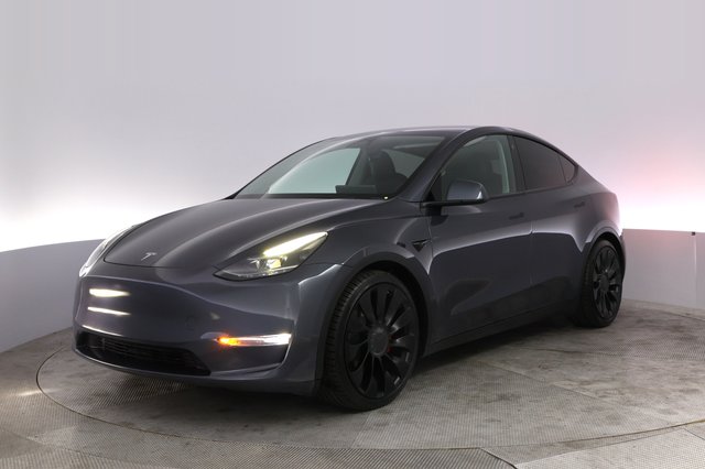 2023 Tesla Model Y — VIN 7SAYGDEF6PF597916