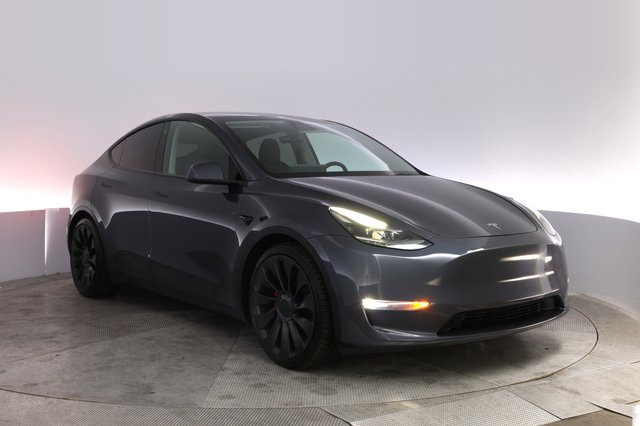 2023 Tesla Model Y — photo 10 of 20