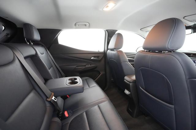 2022 Chevrolet Bolt EUV — photo 4 of 31