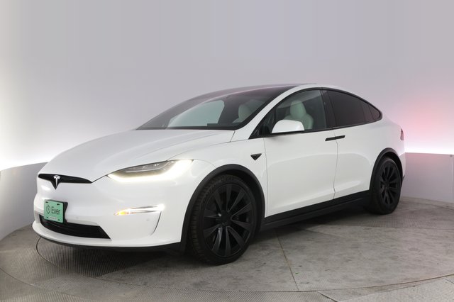 2022 Tesla Model X — VIN 7SAXCBE60NF350576