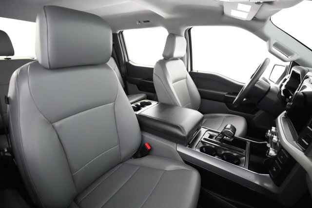 2022 Ford F-150 Lightning — photo 12 of 23