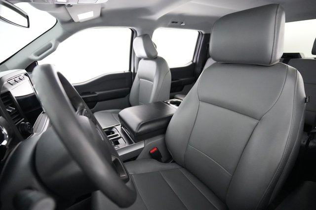 2022 Ford F-150 Lightning — photo 3 of 23