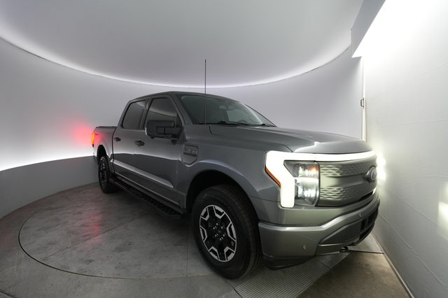 2022 Ford F-150 Lightning — VIN 1FTVW1ELXNWG11414